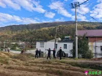 储德刚到来榜村指导和美乡村建设工作