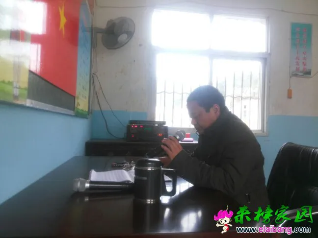 143747lzg5d551gb16vsb1.webp