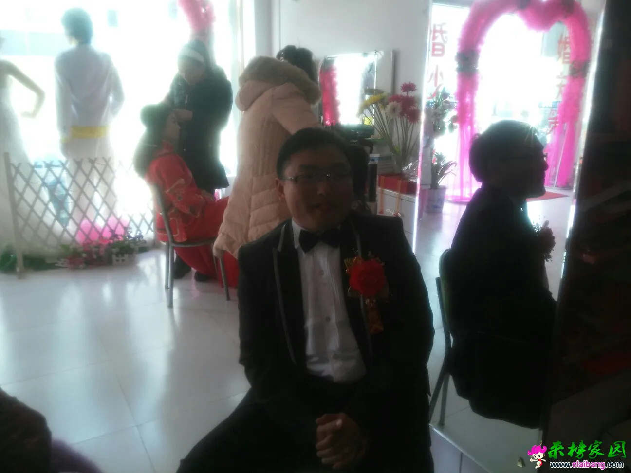 152943xihe15cr1hn88imb.webp