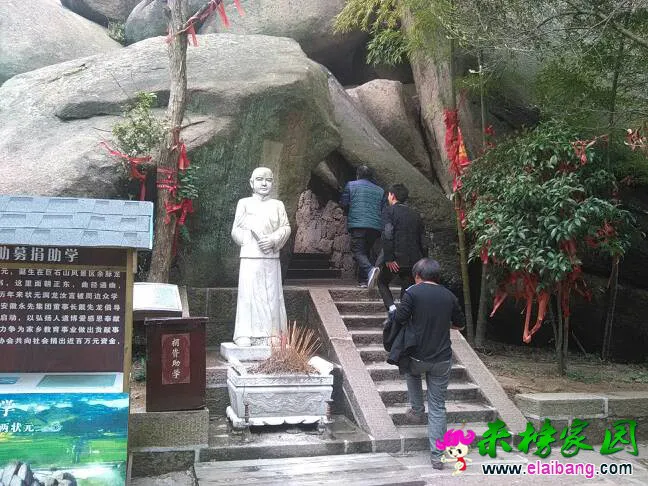 220140i06zd0e26zyxtmzw.webp