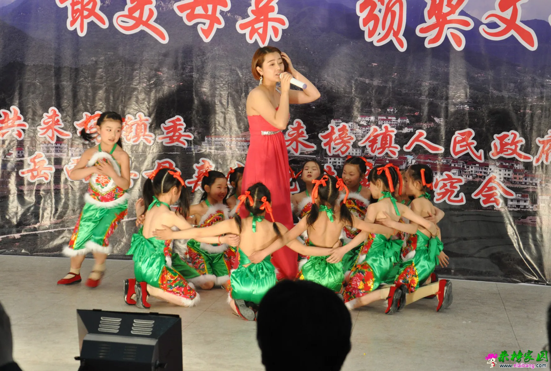 珍爱婚纱摄影婚庆策划拍摄 (1).webp