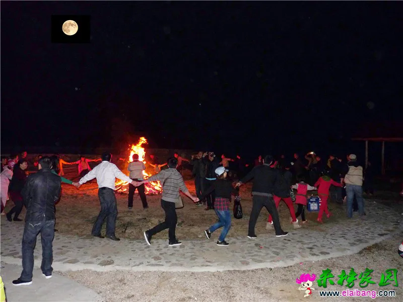篝火晚会.webp