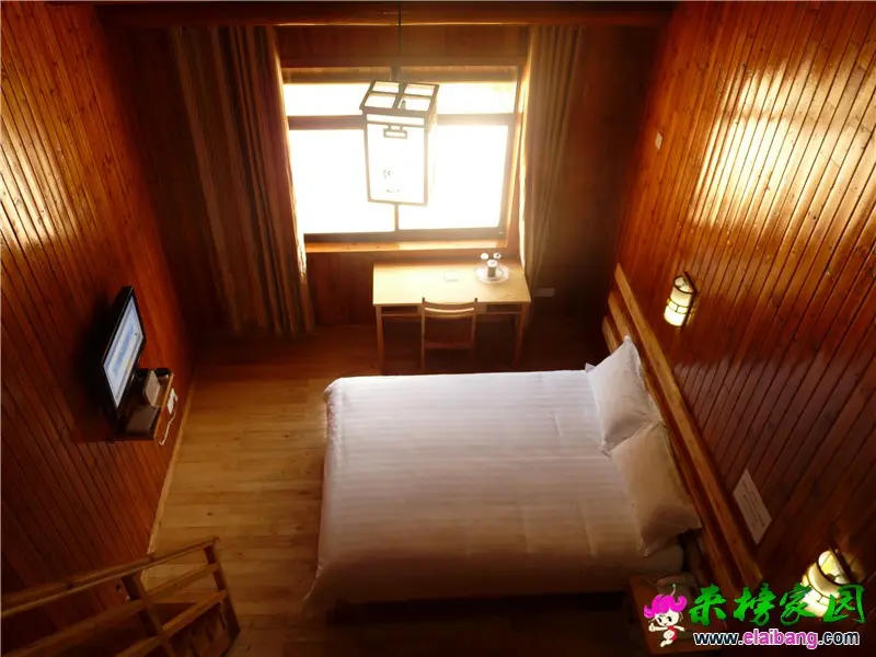 客厅 (5).webp