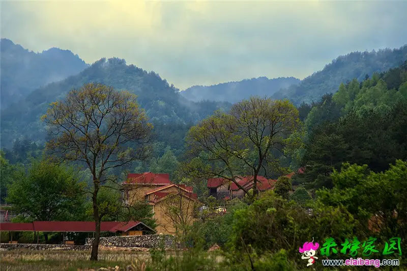 山庄远景.webp
