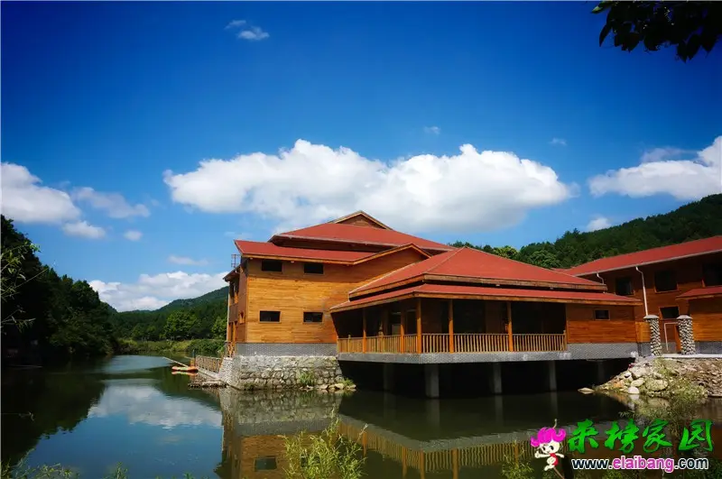 水上餐厅.webp