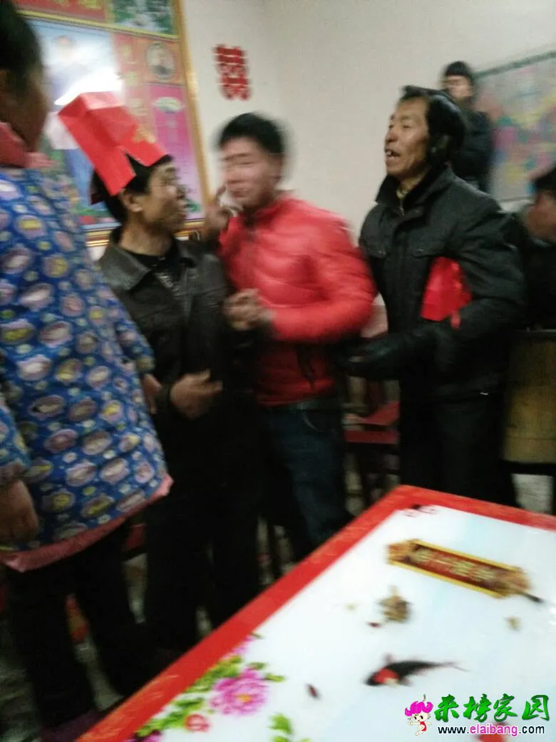 220441mhzpqaaxqkhaocop.webp