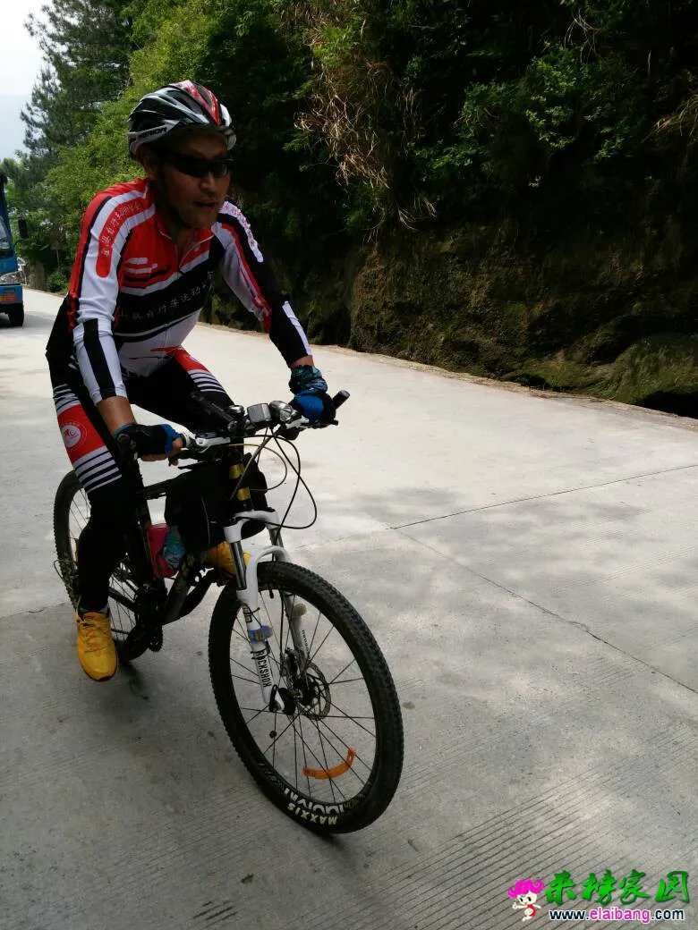 120316a5zhoiweh7500cgh.webp