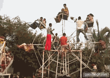 0bfe8ceae3efe2f8b2dfc38b7628088a.gif