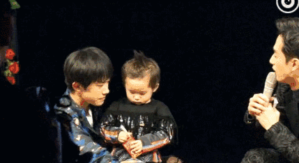 9040a912ac9234d579ac3e96789d9d2e.gif