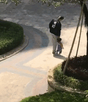 44c69d6d957412de89a569a70a320004.gif