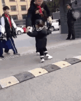 fd1235a17f4b042e1582c015085df94e.gif