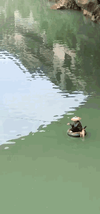 baa8ab9ff5b3ebb97aeac3a692402e04.gif